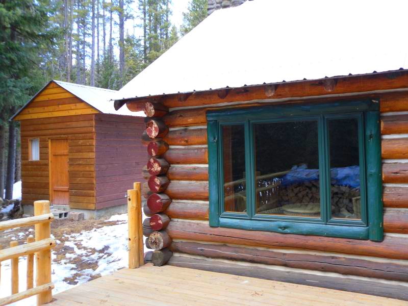 A Great Log Cabin Cooke City Chamber